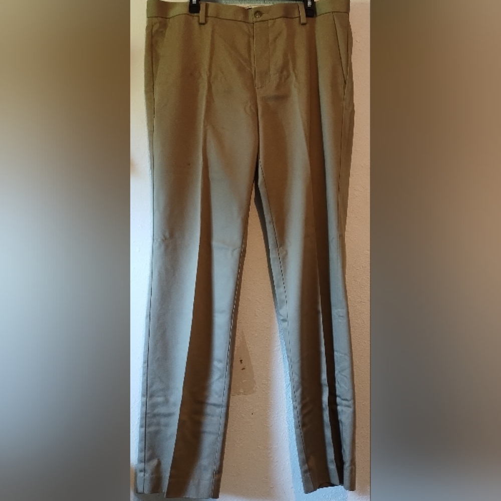Dockers khakis D1